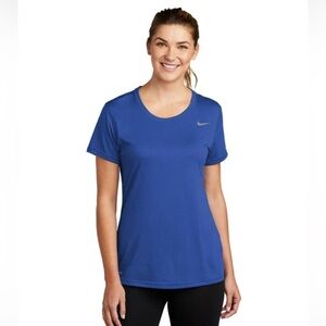 Nike Legend short sleeve light weight sweat-wicking shirt Royal blue size S